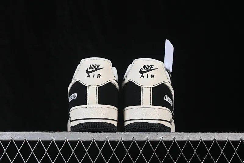 All categories Nk Air Force 1 Air Force series Nk Air Force 1 Low Air Force low-top Nike Air Force 1'07 Low black and white Air Force 1 low-top casual sneakers DW8806-004